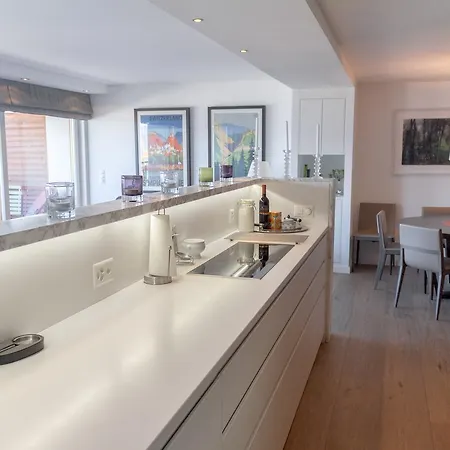 Starlight Apartment *